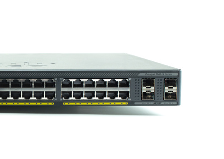 WS-C2960X-48LPS-L - 48x 1GE RJ45, PoE+ 370W 802.3at, uplink 4x 1G SFP, LAN Base, L2, Stack, Cisco Catalyst 2960-X Stack Switch