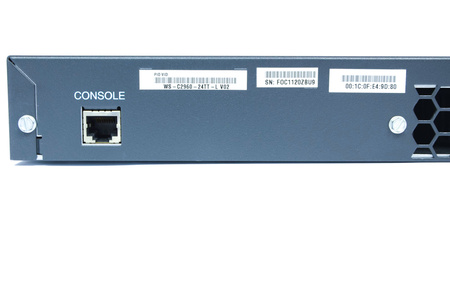 WS-C2960-24TT-L - 24x FE 10/100 RJ45, uplink 2x 1GE RJ45, LAN Base, L2, 1U, Cisco Catalyst 2960 Switch