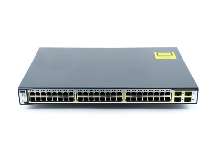 WS-C3750-48PS-E - 48x FE 10/100 RJ45, PoE 370W 802.3af, uplink 4x 1G SFP, opr. IP Services, Stack, Warstwa L3, Cisco Catalyst 3750 Switch