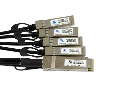 DAC-40G-4X10G-2M - QSFP+ 40G / 4x SFP+ 10G, Długość 2 metry - CML Direct Attach Kabel
