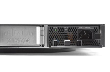 WS-C2960XR-24TS-I - 24x 1GE RJ45, uplink 4x 1G SFP, IP Lite, L3, Cisco Catalyst 2960-XR Switch