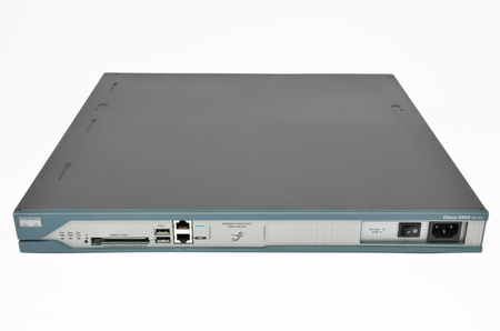 CISCO2811 - Router Cisco 2811 zasilacz AC, 2FE RJ45, Wolne sloty - 4HWICs,2PVDMs,1NME,2AIMS,IP BASE,64F/256D