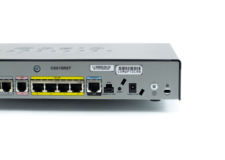 Роутер Cisco SRST881 ENet FXS - FXO Security