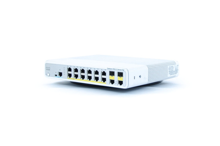 WS-C3560C-12PC-S - 12 10/100 FE RJ45, 124W PoE 802.3af, uplink 2x 1GE RJ45/SFP Combo, opr. IP Base Warstwa L3, Cisco Catalyst 3560C Switch
