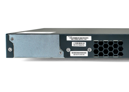 WS-C2960S-48FPS-L - 48x 1GE RJ45, uplink 4x 1G SFP, PoE+ 740W 802.3at, opr. LAN Base, Cisco Catalyst 2960S Switch