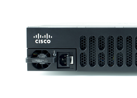 ISR4351/K9 - 3x 1GE RJ45/SFP, 3NIM, 2SM, 4G FLASH, 4GB RAM, lic. IP Base, 200Мб/с->400Мб/с Cisco ISR 4351 Роутер