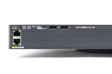 WS-C2960XR-24TS-I Switch Cisco Catalyst 2960XR