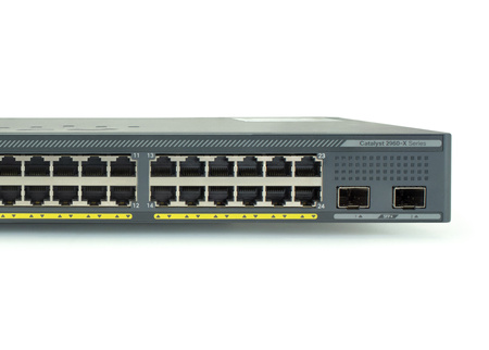 WS-C2960X-24TD-L - 24x 1GE RJ45, uplink 2x 10G SFP+, LAN Base, L2, Stack, Cisco Catalyst 2960-X Switch