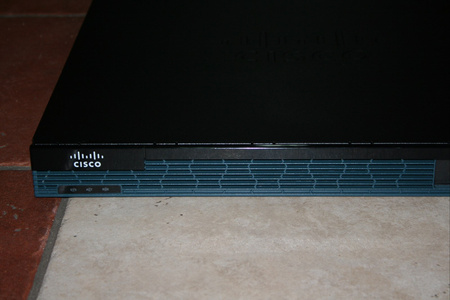 CISCO2901-SEC/K9 - 2x 1G RJ45, 4 EHWIC, 2 DSP, 256MB CF, 512MB DRAM, Security license, VPN, Cisco ISR G2 Router