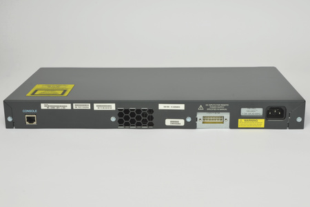 WS-C2960-48TT-L - 48 10/100, 2 10/100/1000, LAN Base Image, Cisco Catalyst 2960 Комутатор