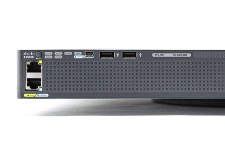 WS-C2960XR-24TS-I Switch Cisco Catalyst 2960XR