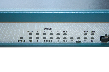 CISCO1812W-AG-E/K9 - 2 porty WAN oraz 8 portów LAN 10/100, 1xISDN, Cisco Wifi Router