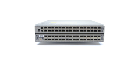 N3K-C3164Q-40GE - 64x 40G QSFP+, 2RU, opr. Enterprise N3K-LAN1K9, 2x Zasilacz AC, Cisco Nexus 3164Q Switch