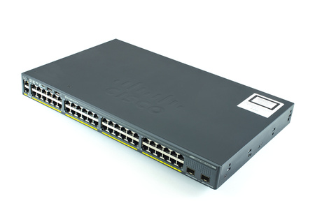 WS-C2960X-48TD-L - 48x 1GE RJ45, uplink 2x 10G SFP+, ПО LAN Base, Cisco Catalyst 2960-X Комутатор