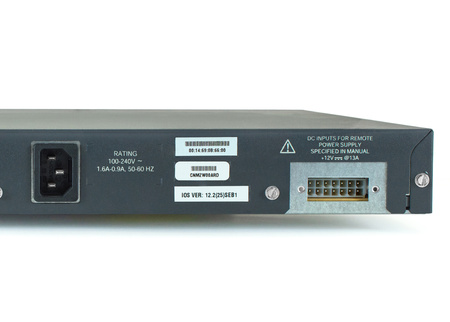 WS-C2970G-24T-E - 24x 1G RJ45, Cisco WS-C2970G Комутатор