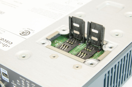 Роутер Cisco C819 M2M 4G LTE для Global, 800/900/1800/2100/2600 МГц,HSPA+, DUAL SIM