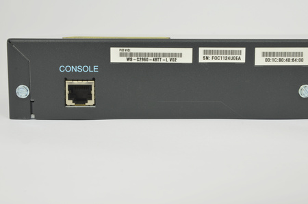 WS-C2960-48TT-L - 48 10/100, 2 10/100/1000, LAN Base Image, Cisco Catalyst 2960 Комутатор