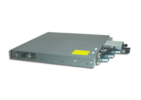 WS-C3650-24PD-S - 24x 1GE RJ45, PoE+ 390W 802.3at, uplink 2x 10G SFP+, IP Base, L3, Cisco Catalyst 3650 Switch