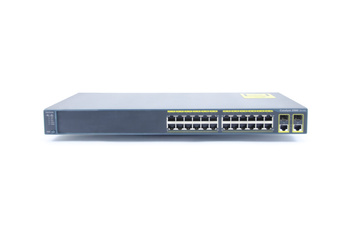 WS-C2960-24TC-L - 24x FE 10/100 RJ45, uplink 2x 1G Combo RJ45/SFP, opr. LAN Base, Warstwa L2, 1U Cisco Catalyst 2960 Switch