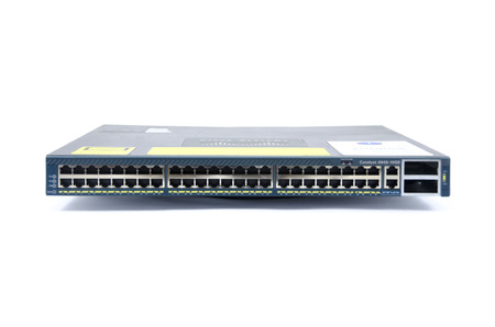 WS-C4948-10GE-E - 48x 1G RJ45, uplink 2x 10G X2, 1x Zasilacz AC, opr. Enterprise Services, Warstwa L3, PIM, Cisco Catalyst 4948 Switch
