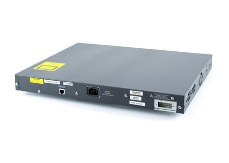WS-C3560-48PS-S - 48x FE 10/100 RJ45, PoE 802.3af 370W, uplink 4x 1G SFP, opr. IP Base, Warstwa L3, Cisco Catalyst 3560 Switch