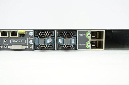 WS-C3750X-24P-S - 24x 1GE RJ45, PoE+ 435W 802.3at, opcja uplink 2x 10G SFP+, IP Base, L3, stack, Cisco Catalyst 3750-X Switch
