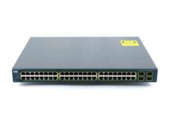 WS-C3560-48PS-S - 48x FE 10/100 RJ45, PoE 802.3af 370W, uplink 4x 1G SFP, opr. IP Base, Warstwa L3, Cisco Catalyst 3560 Switch