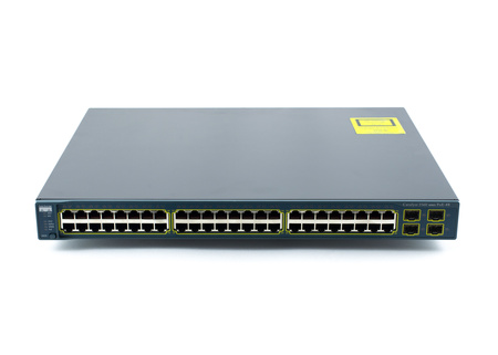 WS-C3560-48PS-S - 48x FE 10/100 RJ45, PoE 802.3af 370W, uplink 4x 1G SFP, opr. IP Base, Warstwa L3, Cisco Catalyst 3560 Switch