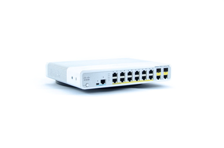 WS-C3560C-12PC-S - 12 10/100 FE RJ45, 124W PoE 802.3af, uplink 2x 1GE RJ45/SFP Combo, opr. IP Base Warstwa L3, Cisco Catalyst 3560C Switch