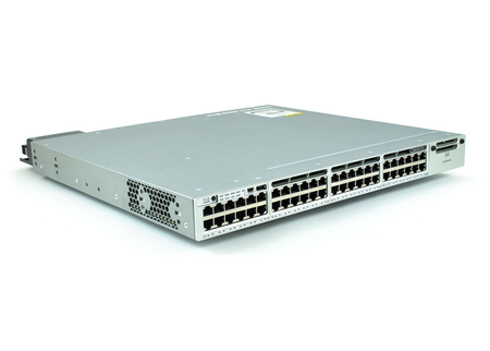 WS-C3850-48F-L - 48x 1GE RJ45, PoE+ 800/1900W 802.3at, ПО LAN Base, Cisco Catalyst 3850 Комутатор