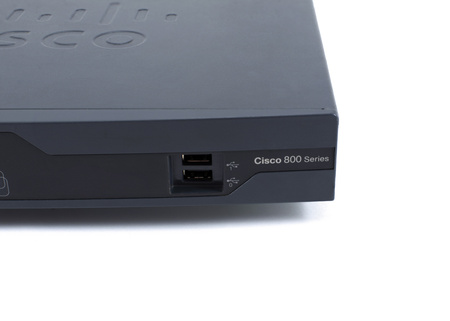 CISCO892FW-E-K9 - 1x GE SFP/RJ45, 9x 10/100 RJ45, WiFi4 802.11n WiFi 4, 2,4/5Ghz, ISDN BRI, opr. Security, Cisco 892 Router