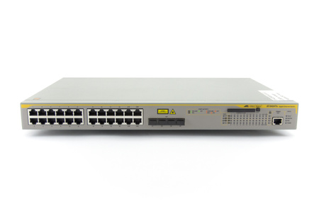 AT-9424TS - Layer 3 stackable switch with 20 x 10/100/1000T ports, 4x 10/100/1000T / SFP combo ports and AT-StackXG module bay, Allied Telesis Switch