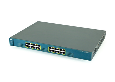 WS-C2970G-24T-E - 24x 1G RJ45, Cisco WS-C2970G Комутатор
