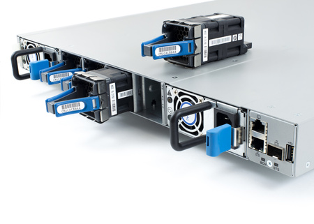 N9K-C93180YC-EX-RF - 48x 1G/10G/25G SFP28, uplink 6x 40G/100G QSFP28, Warstwa L3, Cisco Nexus 9300 Switch |FABRYCZNIE ODNOWIONY