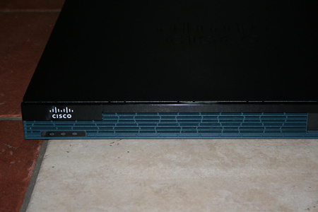 CISCO2901-SEC/K9 - 2x 1G RJ45, 4 EHWIC, 2 DSP, 256MB CF, 512MB DRAM, Security license, VPN, Cisco ISR G2 Router