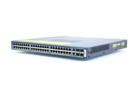 WS-C4948-E Switch Cisco Catalyst 4948 SFP
