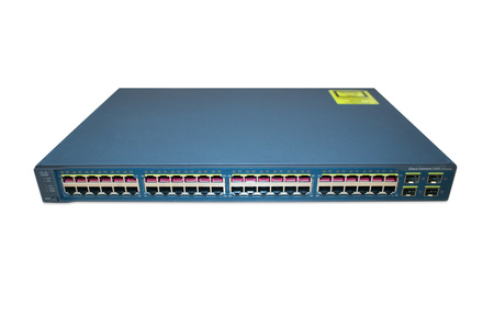 WS-C3560V2-48TS-S - 48x FE, 4 SFP, IP Base, Cisco Catalyst 3560V2 Switch