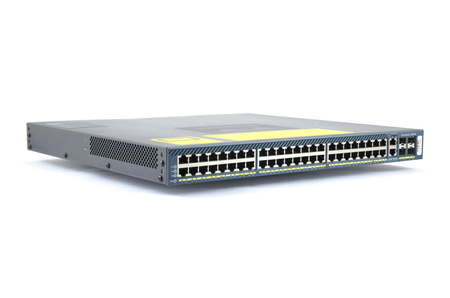 WS-C4948-S Switch Cisco Catalyst 4948 SFP