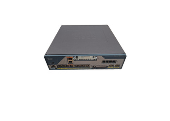 Router Cisco 1861E, 8-user SRST, 4FXS, 4FXO, 8xPOE, SP Svcs, HWIC slot