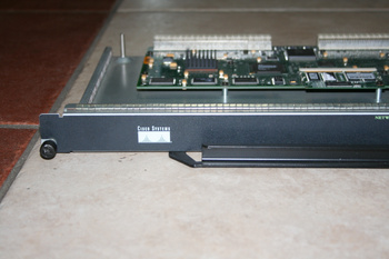 NPE-400 Supervisor Engine, wydajność CEF 215 Mbps oraz 420 000 PPS