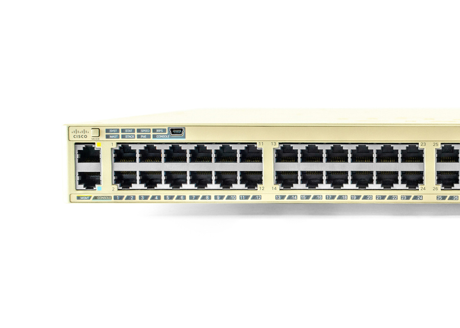 C6800IA-48FPDR - 48x 1GE RJ45, PoE+ 740W 802.3at, uplink 2x 10G SFP+, 216 Gbps, Stack, opr. IP Lite, Redundantne zasilanie, Warstwa L3, Cisco Catalyst 6800 Switch