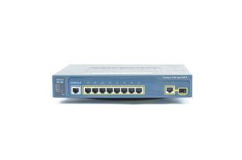 WS-C3560-8PC-S - 8x 10/100 FE, PoE 802.3af, uplink 1x 1G Combo RJ45/SFP, ПО IP Base, Cisco Catalyst 3560 Compact Комутатор
