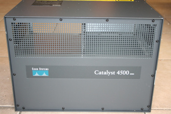 WS-C4503 - Cat4500 Chassis, fan, no p/s, Cisco Catalyst 4500 3 sloty Комутатор